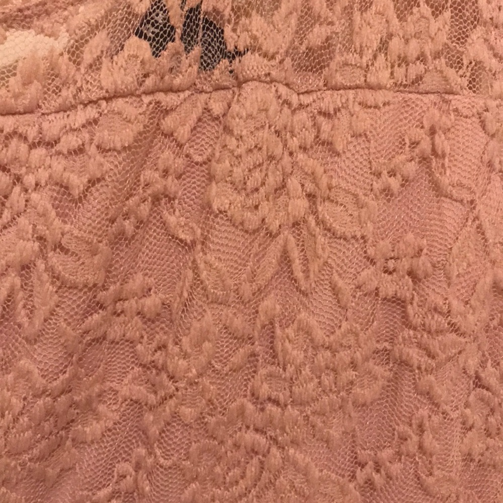 Torrid Blouse 🌸 - Picture 6 of 7